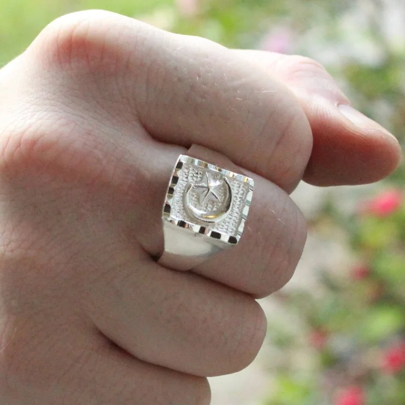 Astro birthstone rings-Astro birthstone rings-Large Men Moon and Star in Square ring