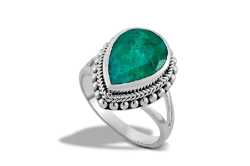 Crystal-twisted rings-Crystal-twisted rings-Sempu Ring- Emerald