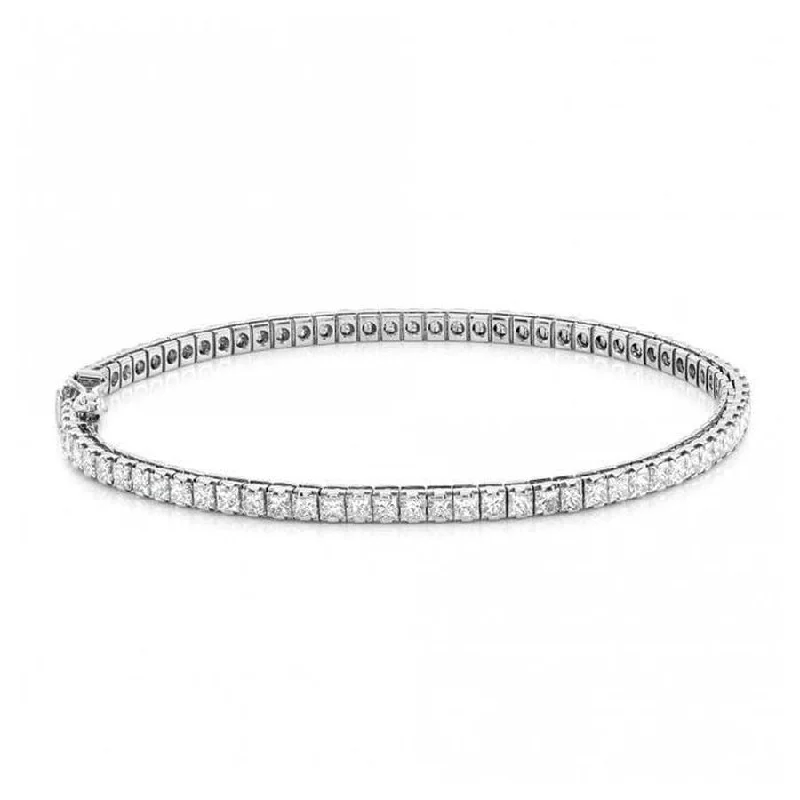 18ct White gold Princess cut Diamond bracelet