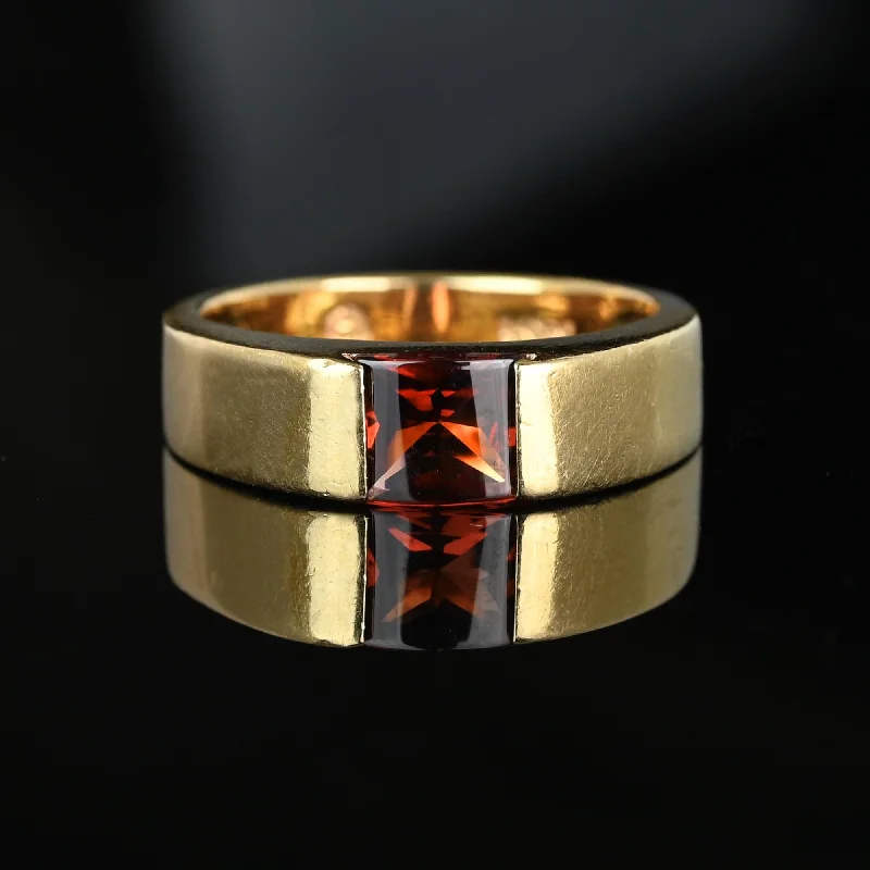 Silk thread rings-Silk thread rings-Vintage 14K Gold Smooth Top Red Tourmaline Ring Band