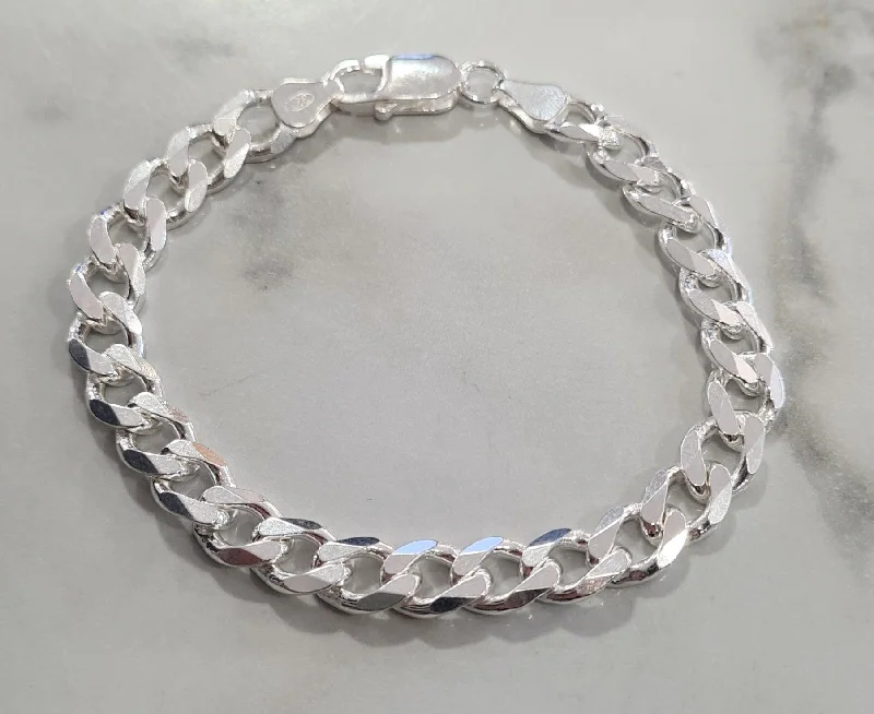 19cm Metric Curb Bracelet