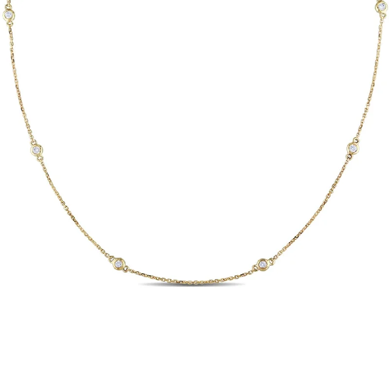 Wide link necklaces-Miadora Signature Collection 14k Yellow Gold 1/4ct TDW Diamond Circle Station Necklace - White