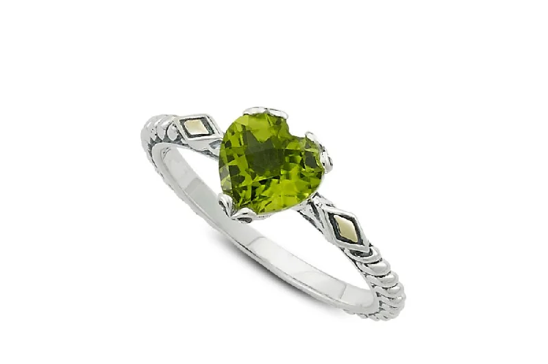 Subtle pearl rings-Subtle pearl rings-Glow Heart Ring- Peridot