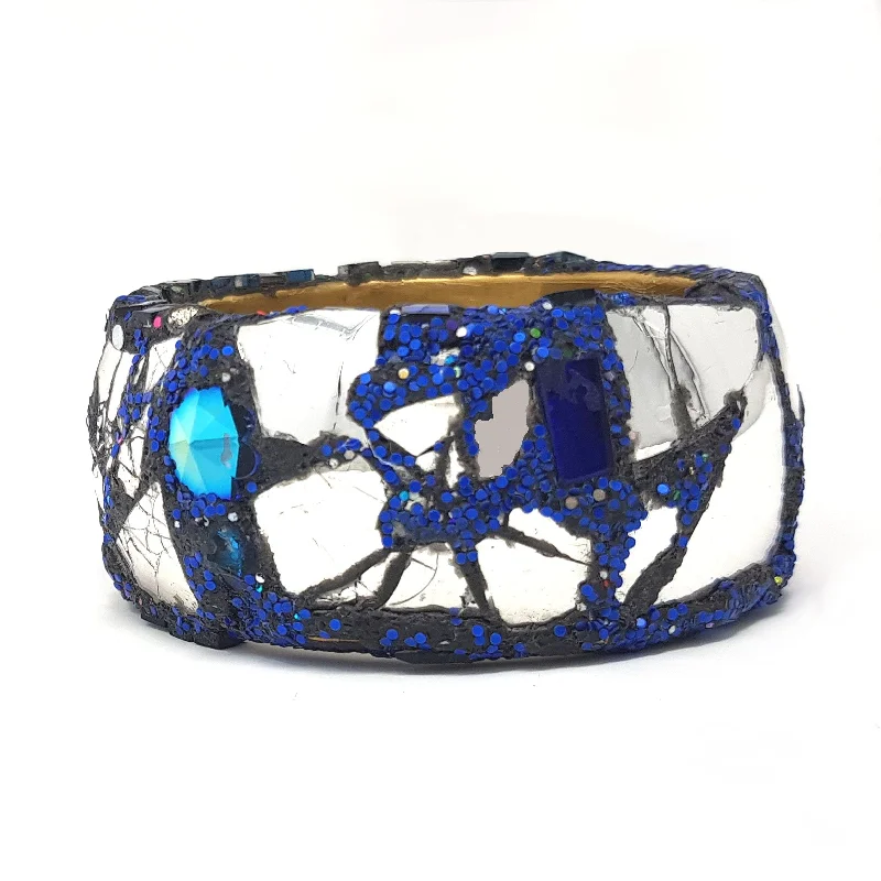 MIRRORED BLUE BANGLE